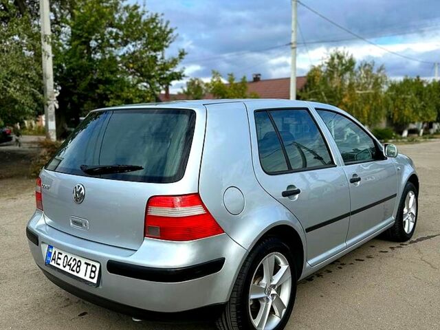 Серый Фольксваген Гольф, объемом двигателя 1.4 л и пробегом 250 тыс. км за 4299 $, фото 2 на Automoto.ua