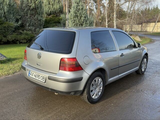 Серый Фольксваген Гольф, объемом двигателя 1.6 л и пробегом 220 тыс. км за 2190 $, фото 4 на Automoto.ua