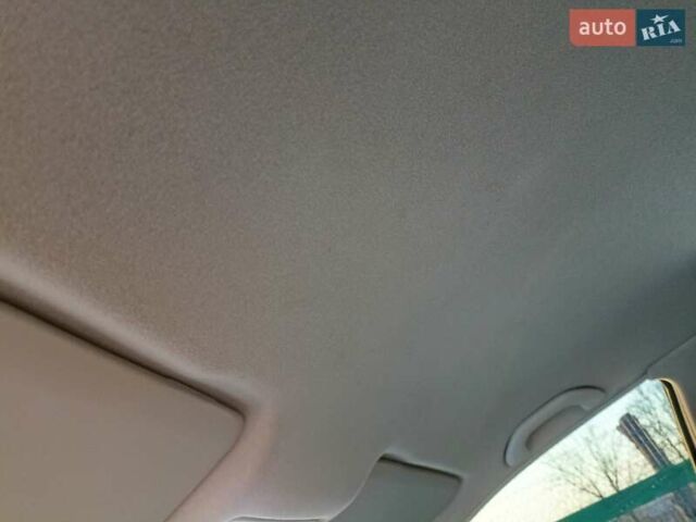 Серый Фольксваген Гольф, объемом двигателя 1.6 л и пробегом 177 тыс. км за 5000 $, фото 45 на Automoto.ua