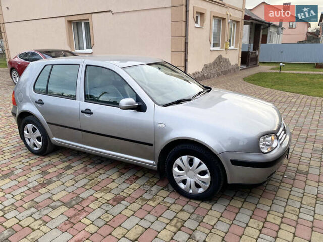 Серый Фольксваген Гольф, объемом двигателя 1.39 л и пробегом 201 тыс. км за 3699 $, фото 1 на Automoto.ua