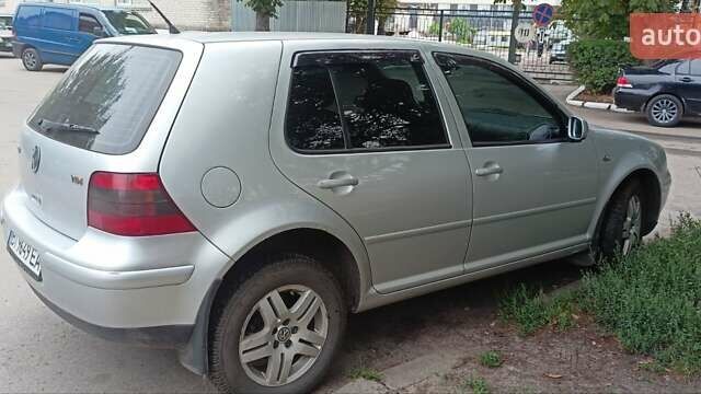 Сірий Фольксваген Гольф, об'ємом двигуна 1.9 л та пробігом 401 тис. км за 5000 $, фото 7 на Automoto.ua
