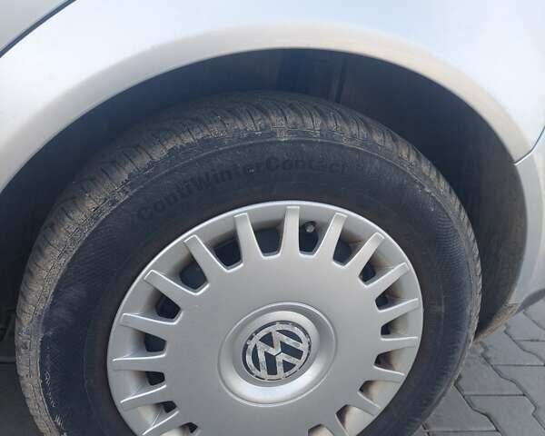 Серый Фольксваген Гольф, объемом двигателя 1.6 л и пробегом 179 тыс. км за 3500 $, фото 7 на Automoto.ua