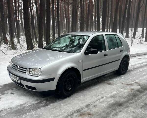 Сірий Фольксваген Гольф, об'ємом двигуна 1.39 л та пробігом 126 тис. км за 4100 $, фото 3 на Automoto.ua