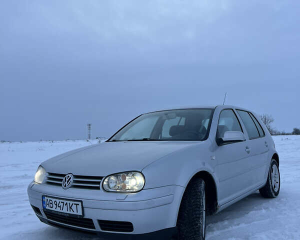 Сірий Фольксваген Гольф, об'ємом двигуна 1.6 л та пробігом 290 тис. км за 4100 $, фото 1 на Automoto.ua