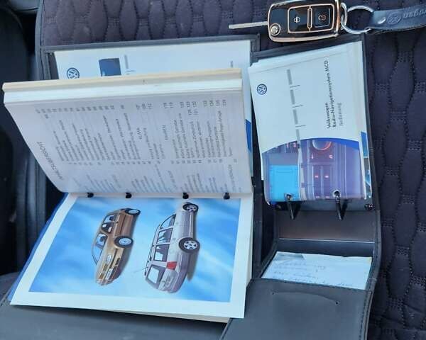 Серый Фольксваген Гольф, объемом двигателя 1.6 л и пробегом 222 тыс. км за 5500 $, фото 25 на Automoto.ua