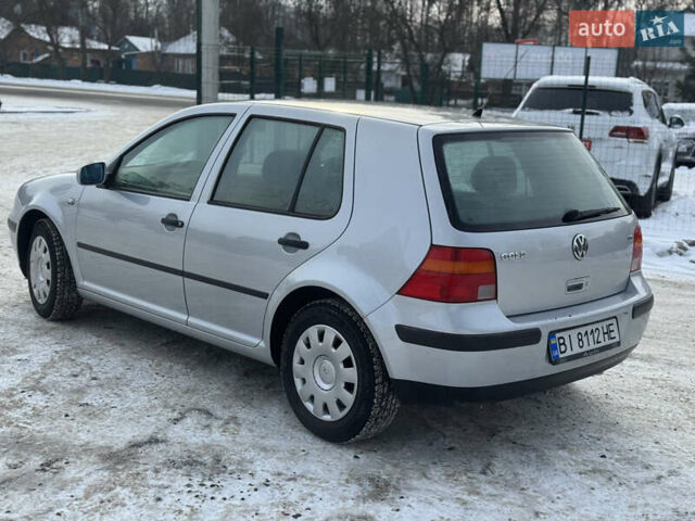 Серый Фольксваген Гольф, объемом двигателя 1.6 л и пробегом 299 тыс. км за 4650 $, фото 38 на Automoto.ua