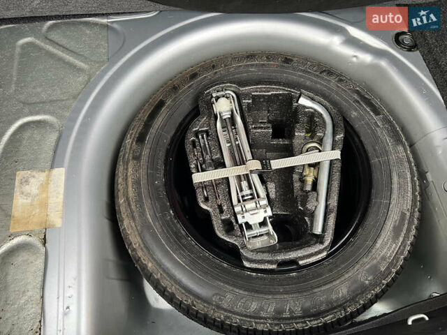 Серый Фольксваген Гольф, объемом двигателя 1.6 л и пробегом 170 тыс. км за 5200 $, фото 21 на Automoto.ua