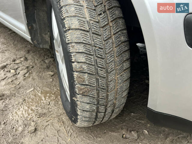 Серый Фольксваген Гольф, объемом двигателя 1.6 л и пробегом 170 тыс. км за 5200 $, фото 35 на Automoto.ua