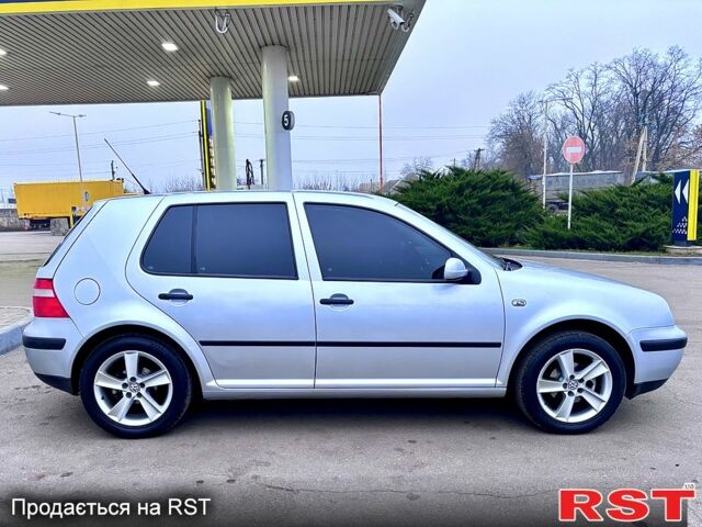 Сірий Фольксваген Гольф, об'ємом двигуна 1.4 л та пробігом 256 тис. км за 4700 $, фото 2 на Automoto.ua