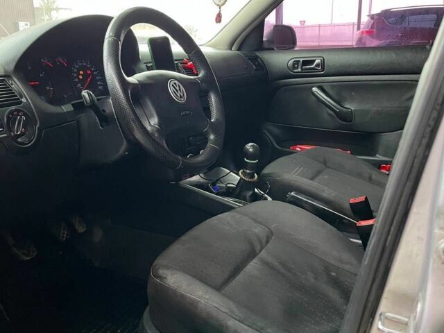 Серый Фольксваген Гольф, объемом двигателя 1.9 л и пробегом 305 тыс. км за 4200 $, фото 6 на Automoto.ua