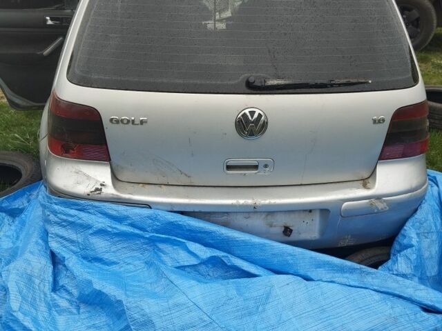 Серый Фольксваген Гольф, объемом двигателя 0 л и пробегом 300 тыс. км за 1000 $, фото 2 на Automoto.ua