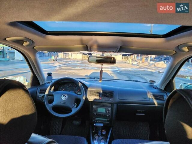 Серый Фольксваген Гольф, объемом двигателя 1.6 л и пробегом 222 тыс. км за 5500 $, фото 20 на Automoto.ua