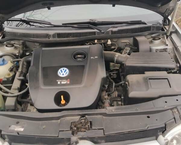 Сірий Фольксваген Гольф, об'ємом двигуна 1.9 л та пробігом 264 тис. км за 4000 $, фото 3 на Automoto.ua