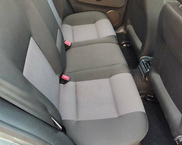 Сірий Фольксваген Гольф, об'ємом двигуна 1.39 л та пробігом 96 тис. км за 4600 $, фото 37 на Automoto.ua