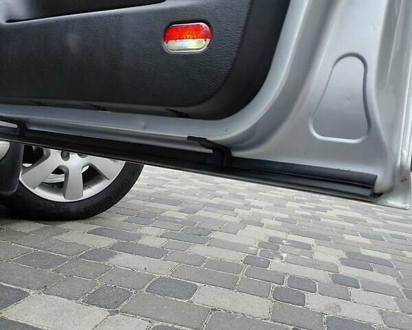 Серый Фольксваген Гольф, объемом двигателя 1.39 л и пробегом 229 тыс. км за 4600 $, фото 16 на Automoto.ua