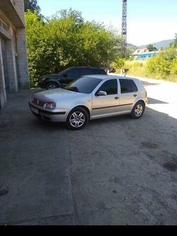 Серый Фольксваген Гольф, объемом двигателя 1.9 л и пробегом 176 тыс. км за 4000 $, фото 2 на Automoto.ua