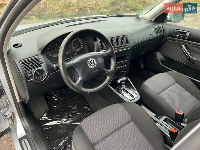 Серый Фольксваген Гольф, объемом двигателя 1.6 л и пробегом 170 тыс. км за 5200 $, фото 10 на Automoto.ua