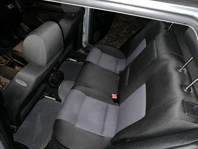 Сірий Фольксваген Гольф, об'ємом двигуна 1.4 л та пробігом 218 тис. км за 3800 $, фото 5 на Automoto.ua