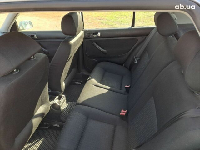 Серый Фольксваген Гольф, объемом двигателя 0 л и пробегом 315 тыс. км за 4200 $, фото 1 на Automoto.ua