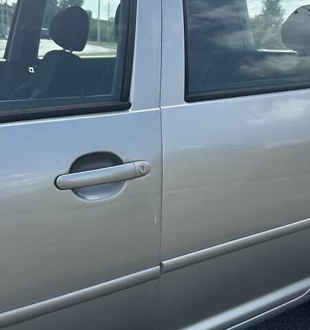 Серый Фольксваген Гольф, объемом двигателя 1.9 л и пробегом 233 тыс. км за 5150 $, фото 12 на Automoto.ua