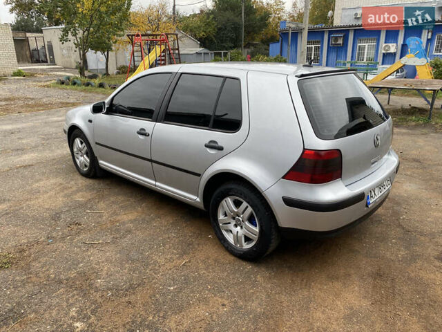 Фольксваген Гольф 2003 у Харкові на Automoto.ua Сірий Фольксваген Гольф, об'ємом двигуна 1.6 л та пробігом 227 тис. км за 4900 $, фото 3 на Automoto.ua