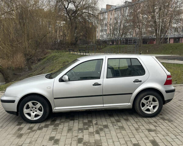 Серый Фольксваген Гольф, объемом двигателя 1.9 л и пробегом 258 тыс. км за 4400 $, фото 4 на Automoto.ua