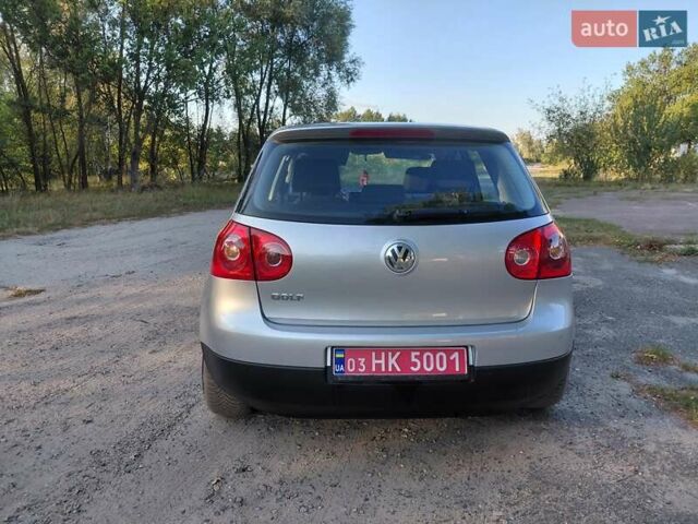 Сірий Фольксваген Гольф, об'ємом двигуна 1.4 л та пробігом 210 тис. км за 5200 $, фото 14 на Automoto.ua