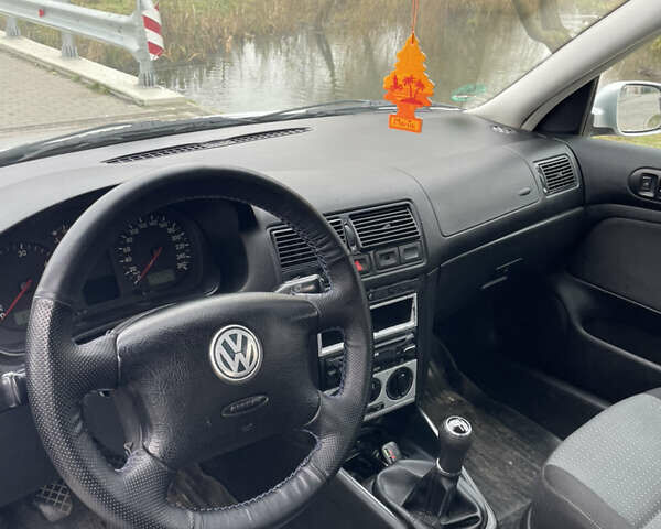 Серый Фольксваген Гольф, объемом двигателя 1.9 л и пробегом 258 тыс. км за 4400 $, фото 10 на Automoto.ua