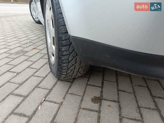 Серый Фольксваген Гольф, объемом двигателя 1.6 л и пробегом 226 тыс. км за 5250 $, фото 29 на Automoto.ua