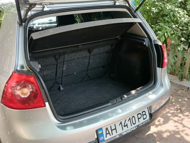 Серый Фольксваген Гольф, объемом двигателя 1.4 л и пробегом 230 тыс. км за 4900 $, фото 3 на Automoto.ua