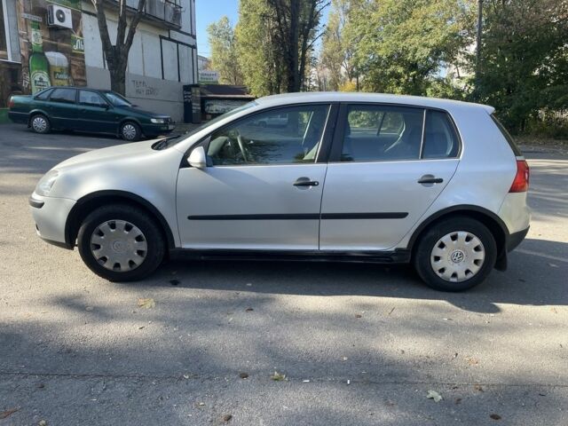 Сірий Фольксваген Гольф, об'ємом двигуна 1.4 л та пробігом 222 тис. км за 4500 $, фото 1 на Automoto.ua