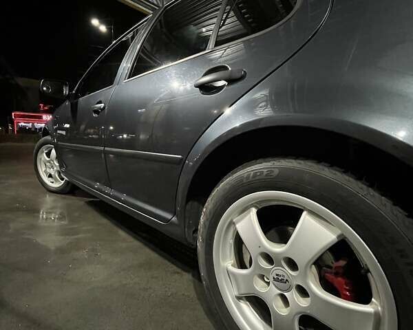 Сірий Фольксваген Гольф, об'ємом двигуна 1.6 л та пробігом 338 тис. км за 3999 $, фото 6 на Automoto.ua