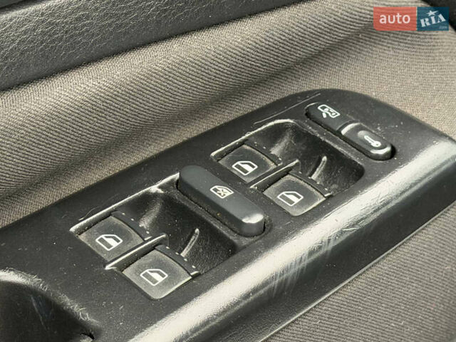 Сірий Фольксваген Гольф, об'ємом двигуна 1.4 л та пробігом 197 тис. км за 4350 $, фото 18 на Automoto.ua