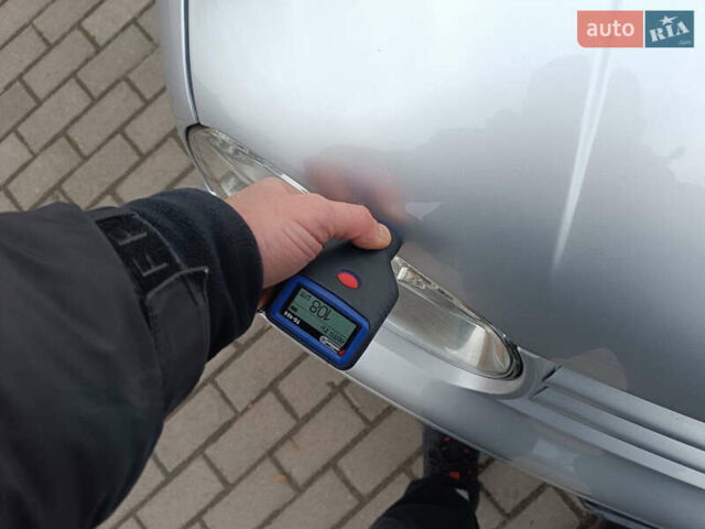 Серый Фольксваген Гольф, объемом двигателя 1.6 л и пробегом 226 тыс. км за 5250 $, фото 77 на Automoto.ua