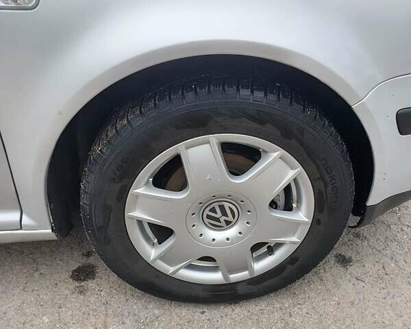 Сірий Фольксваген Гольф, об'ємом двигуна 1.6 л та пробігом 388 тис. км за 3650 $, фото 57 на Automoto.ua