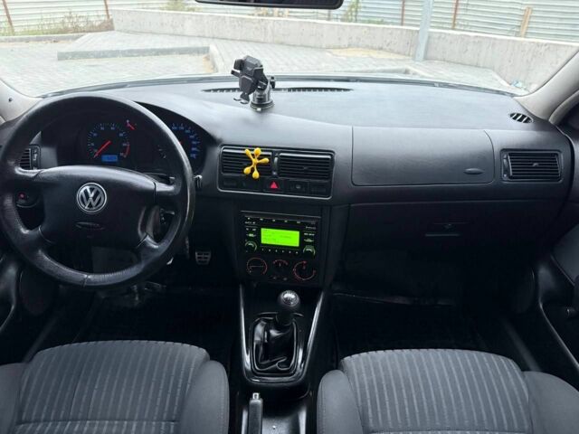 Фольксваген Гольф 2003 у Кривому Розі на Automoto.ua Сірий Фольксваген Гольф, об'ємом двигуна 1.4 л та пробігом 187 тис. км за 3500 $, фото 18 на Automoto.ua