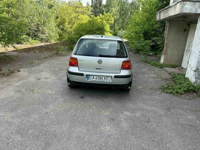 Серый Фольксваген Гольф, объемом двигателя 1.4 л и пробегом 400 тыс. км за 3750 $, фото 3 на Automoto.ua