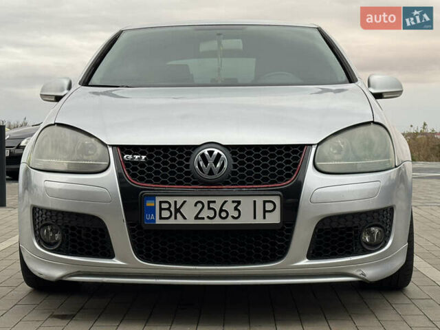 Сірий Фольксваген Гольф, об'ємом двигуна 1.6 л та пробігом 210 тис. км за 4150 $, фото 3 на Automoto.ua