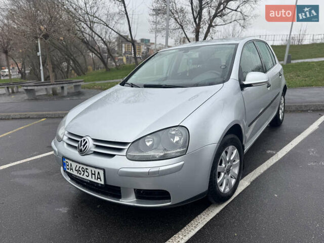 Серый Фольксваген Гольф, объемом двигателя 1.6 л и пробегом 260 тыс. км за 4200 $, фото 5 на Automoto.ua