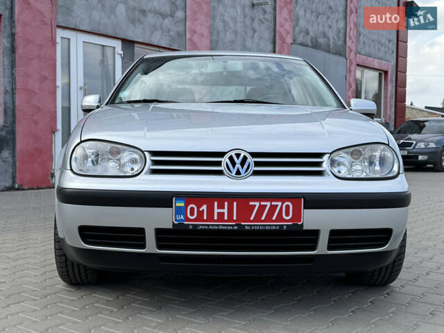 Серый Фольксваген Гольф, объемом двигателя 1.6 л и пробегом 178 тыс. км за 4999 $, фото 13 на Automoto.ua