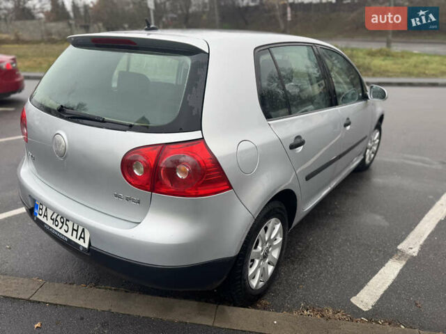 Серый Фольксваген Гольф, объемом двигателя 1.6 л и пробегом 260 тыс. км за 4200 $, фото 13 на Automoto.ua