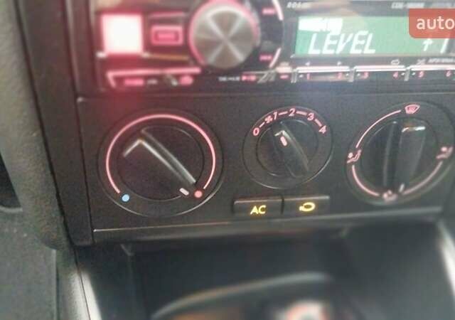 Серый Фольксваген Гольф, объемом двигателя 1.6 л и пробегом 182 тыс. км за 4850 $, фото 43 на Automoto.ua