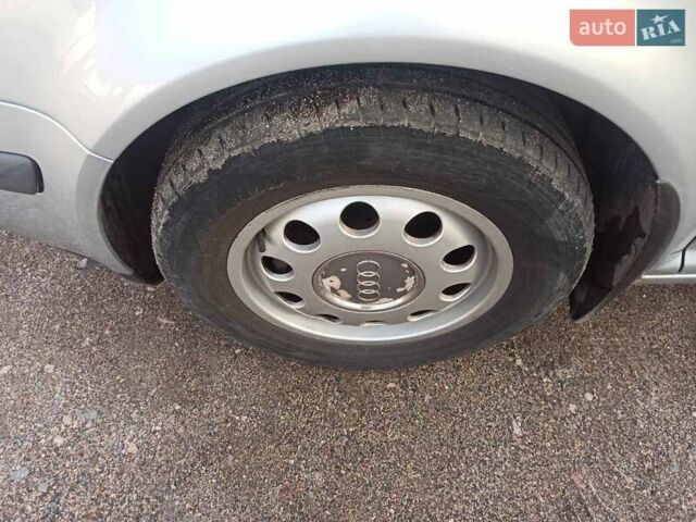 Серый Фольксваген Гольф, объемом двигателя 1.6 л и пробегом 219 тыс. км за 5200 $, фото 19 на Automoto.ua