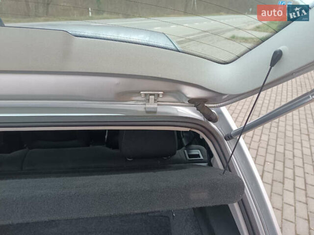 Серый Фольксваген Гольф, объемом двигателя 1.6 л и пробегом 226 тыс. км за 5250 $, фото 65 на Automoto.ua