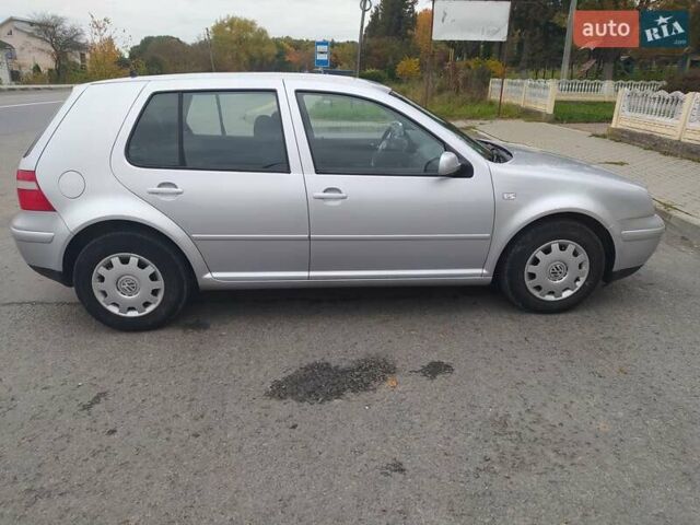 Серый Фольксваген Гольф, объемом двигателя 1.39 л и пробегом 220 тыс. км за 4300 $, фото 4 на Automoto.ua