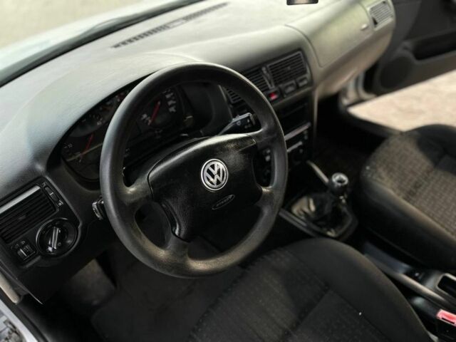 Серый Фольксваген Гольф, объемом двигателя 1.9 л и пробегом 337 тыс. км за 1750 $, фото 19 на Automoto.ua