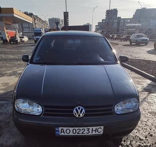 Серый Фольксваген Гольф, объемом двигателя 1.4 л и пробегом 256 тыс. км за 4500 $, фото 1 на Automoto.ua
