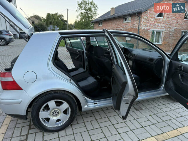 Серый Фольксваген Гольф, объемом двигателя 1.4 л и пробегом 269 тыс. км за 4400 $, фото 17 на Automoto.ua