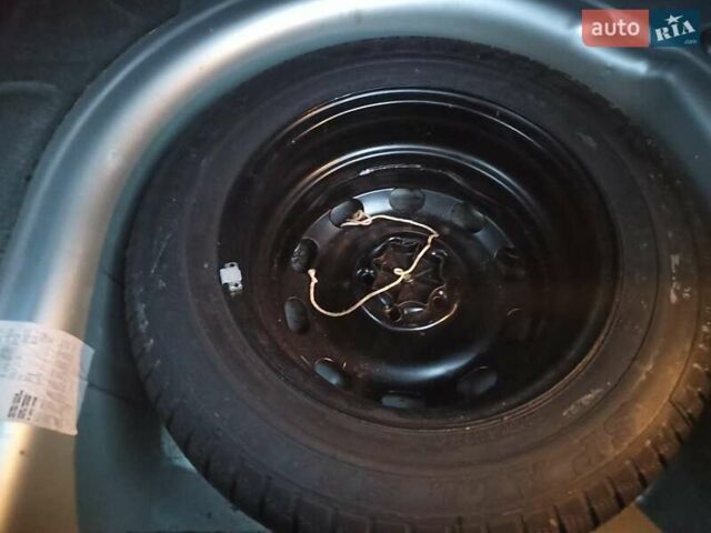 Серый Фольксваген Гольф, объемом двигателя 1.6 л и пробегом 219 тыс. км за 5200 $, фото 22 на Automoto.ua