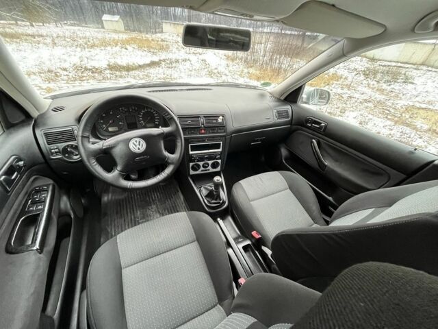 Сірий Фольксваген Гольф, об'ємом двигуна 1.9 л та пробігом 257 тис. км за 4450 $, фото 8 на Automoto.ua